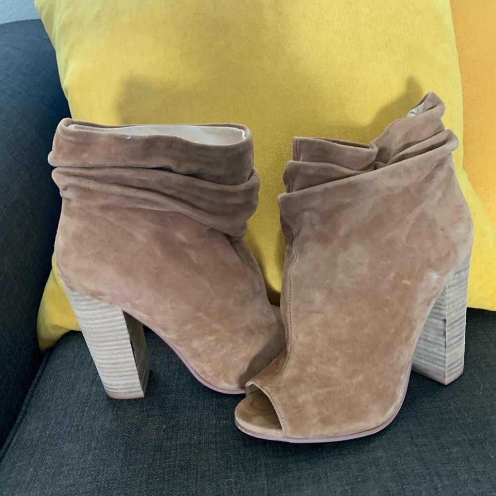 Never wear them 😭